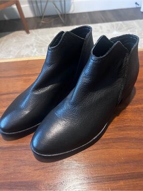 Dolce Vita NEW Black Leather Ankle Boots